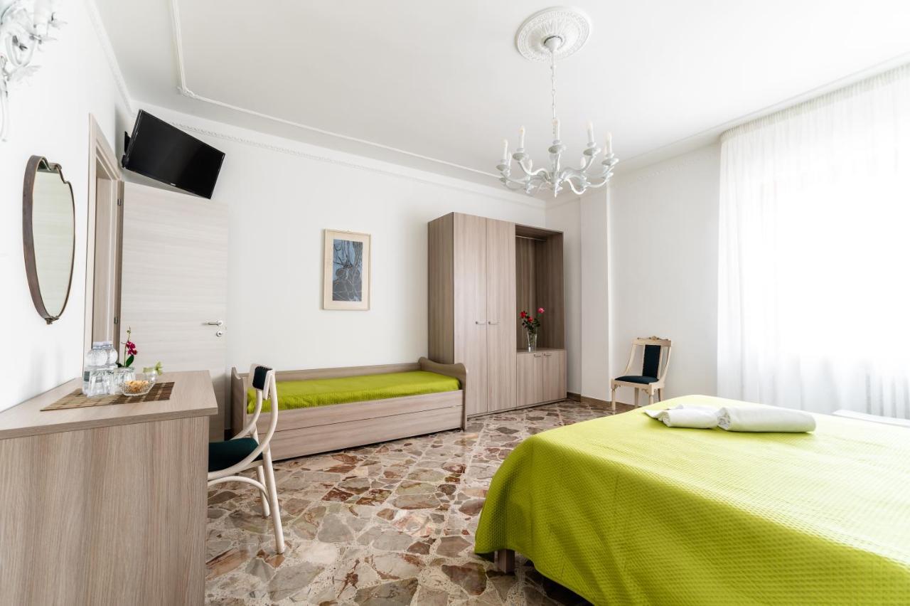 Le Calette Rooms - Puglia Mia Apartments Monopoli Exterior foto