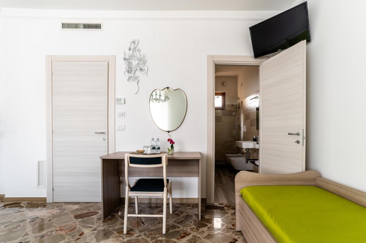 Le Calette Rooms - Puglia Mia Apartments Monopoli Exterior foto