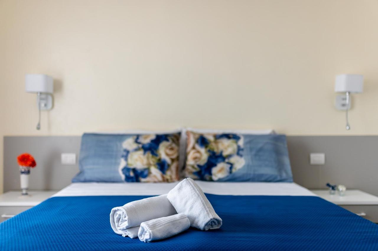 Le Calette Rooms - Puglia Mia Apartments Monopoli Exterior foto